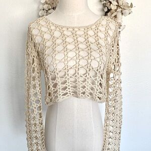MISSGUIDED Hexagon Stitch Cropped Crochet Sweater in Natural Beige